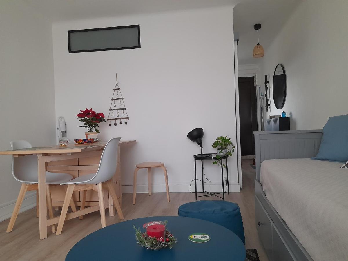Chez Isabelle Et Virgile Bel Appartement, Avec Vues, A 50M De La Plage ปาลาวาส-เลส์-โฟลต์ ภายนอก รูปภาพ